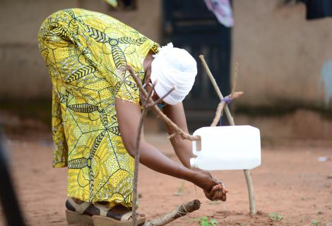 Abiba received training from ActionAid Ghana about the importance of good hand washing for preventing the spread of Covid-19.