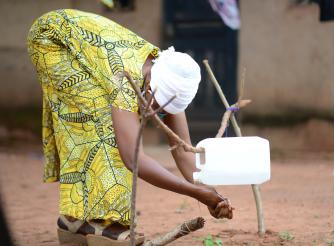 Abiba received training from ActionAid Ghana about the importance of good hand washing for preventing the spread of Covid-19.